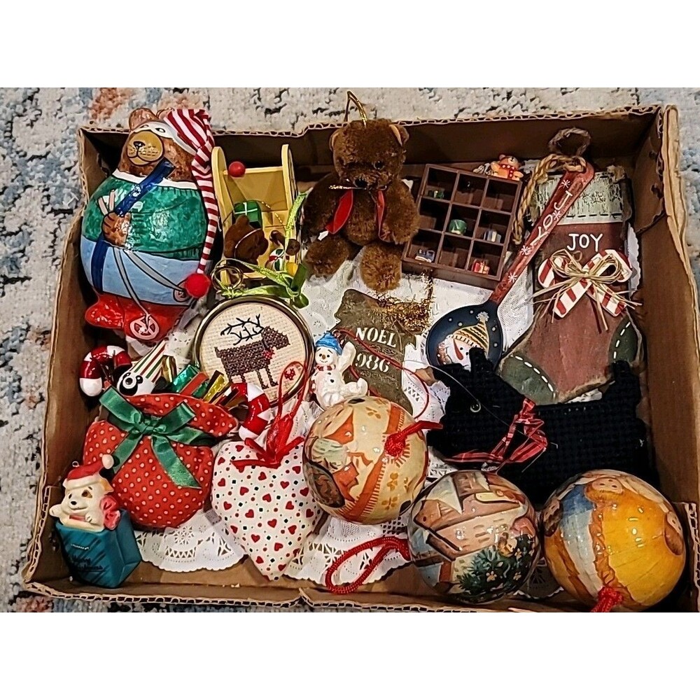 Lot Of 16 Vintage Christmas Ornaments Bears Toys Cross-stitch Scottie Snowman